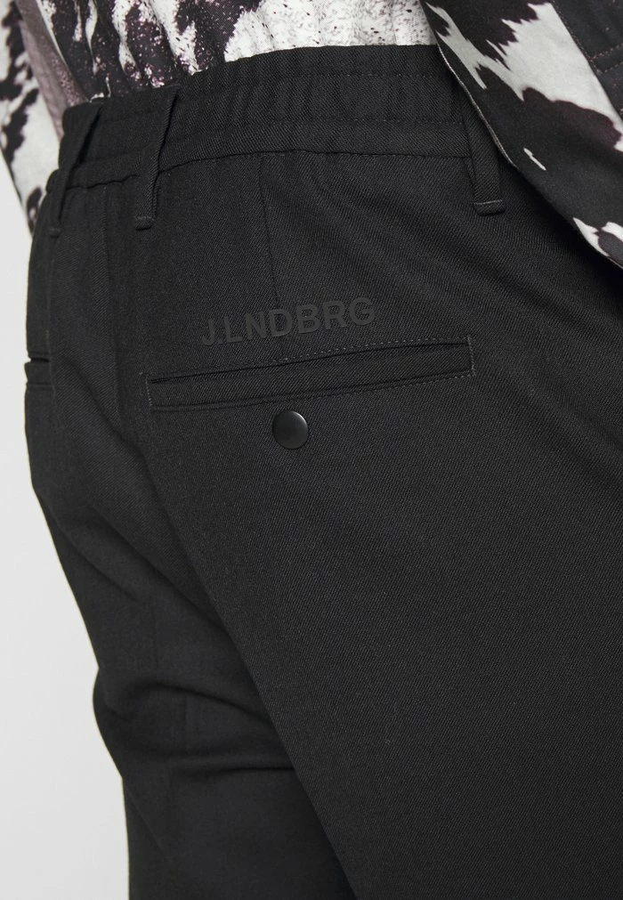 J.LINDEBERG SASHA COMMUTER - Trousers - Black 6 J.LINDEBERG SASHA COMMUTER - Trousers - Black - Image 6