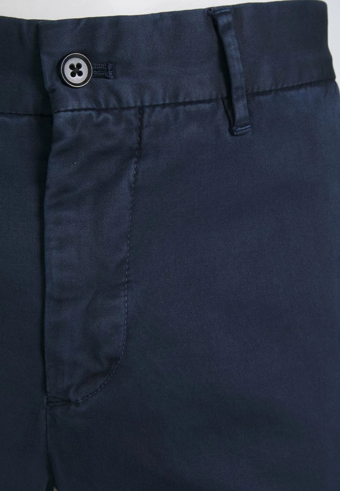 CHAZE STRETCH PANTS - Chinos - navy
