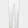 J.LINDEBERG JAY SOLID - Slim Fit Jeans - Cloud White