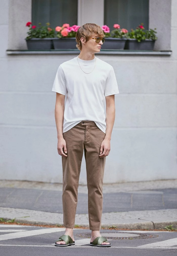 ACE MOCK NECK - Basic T-shirt - white