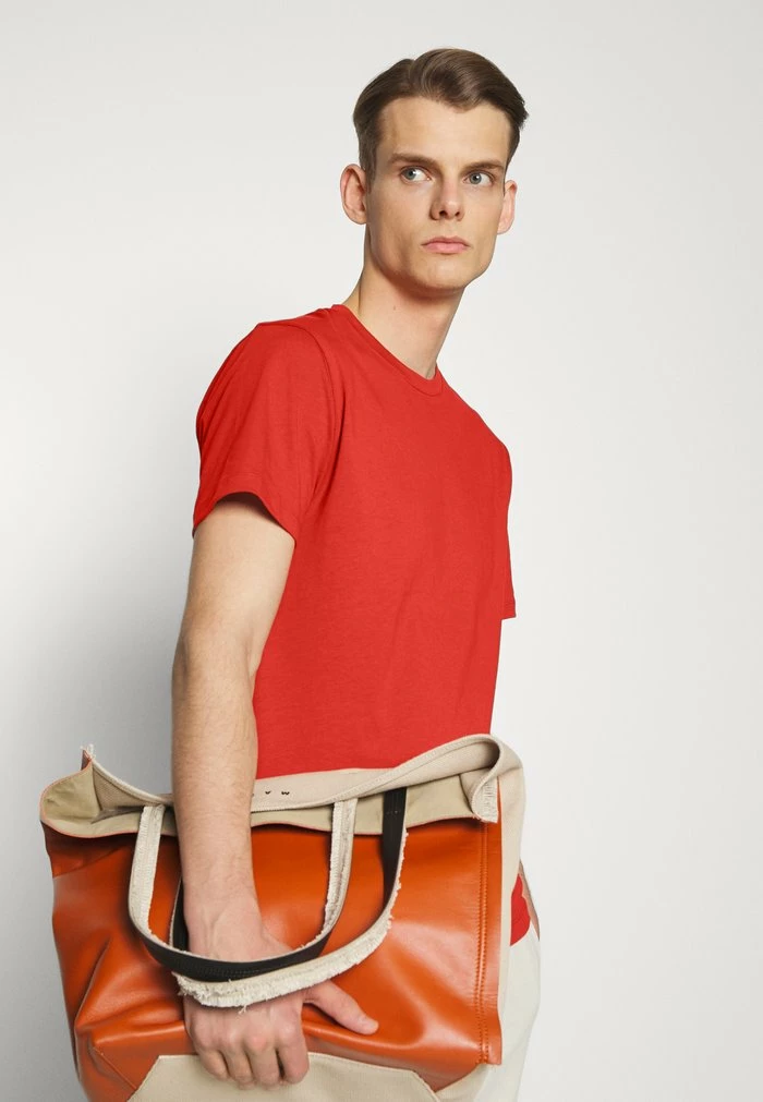 SID - Basic T-shirt - ketchup