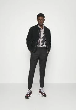 Alternative view of J.LINDEBERG SASHA COMMUTER - Trousers - Black