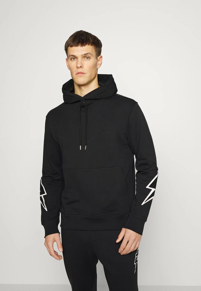 STRIKE HOODIE - Hoodie - black