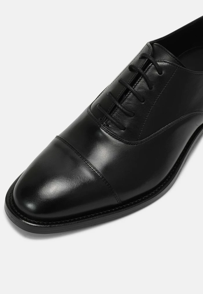 HOPPER CAP TOE PORT - Lace-ups - black