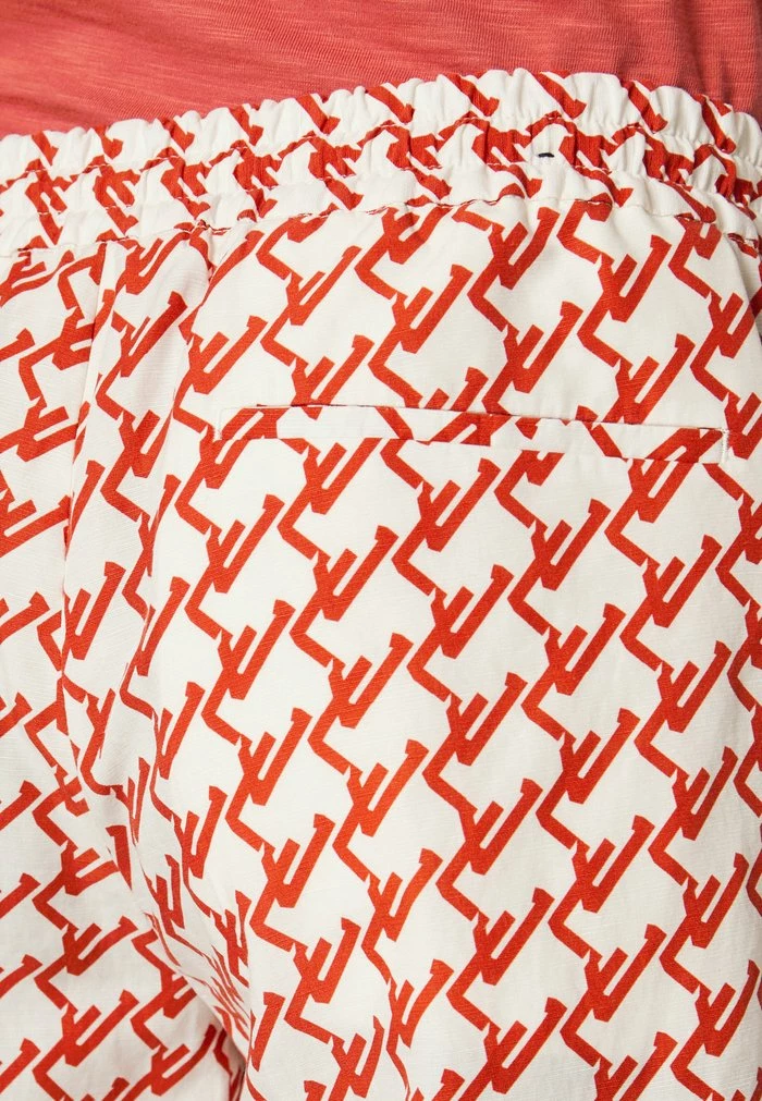 EARL GEO PRINT - Shorts - cloud white