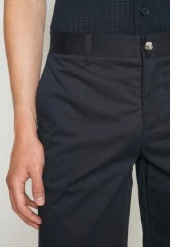 J.LINDEBERG NATHAN SUPER - Shorts - Navy -J.LINDEBERG SHOP f86769620707407b84d98dda72945020